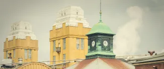 Varkauden tehtaiden kellotorni.